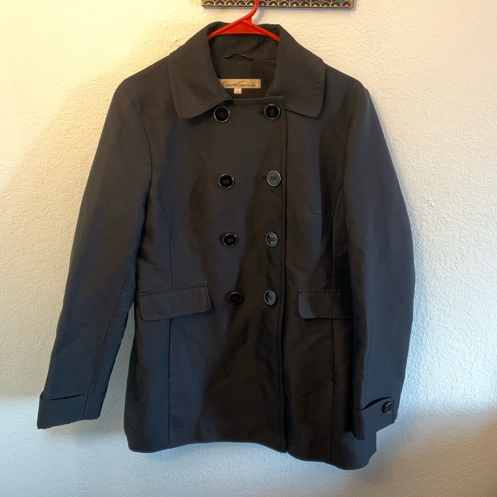 ⭐️ Kenneth Cole Trench Coat size L